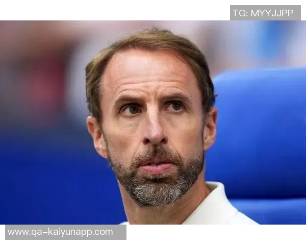 本福斯特认为曼联应考虑引进伊劳拉索斯盖特与前任主帅风格迥异